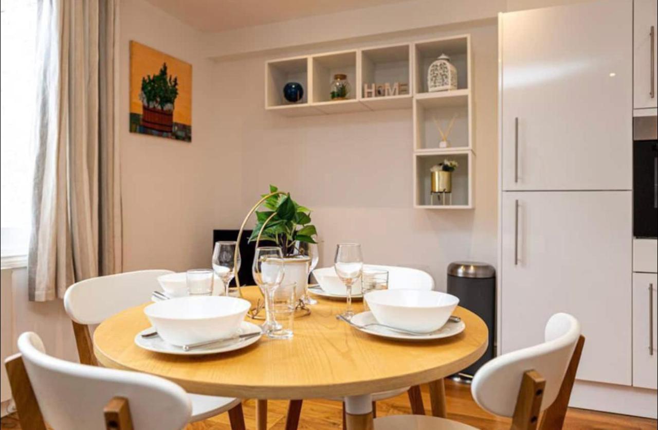 Beautiful 1Bd Apartment On The King'S Road Chelsea Londres Exterior foto