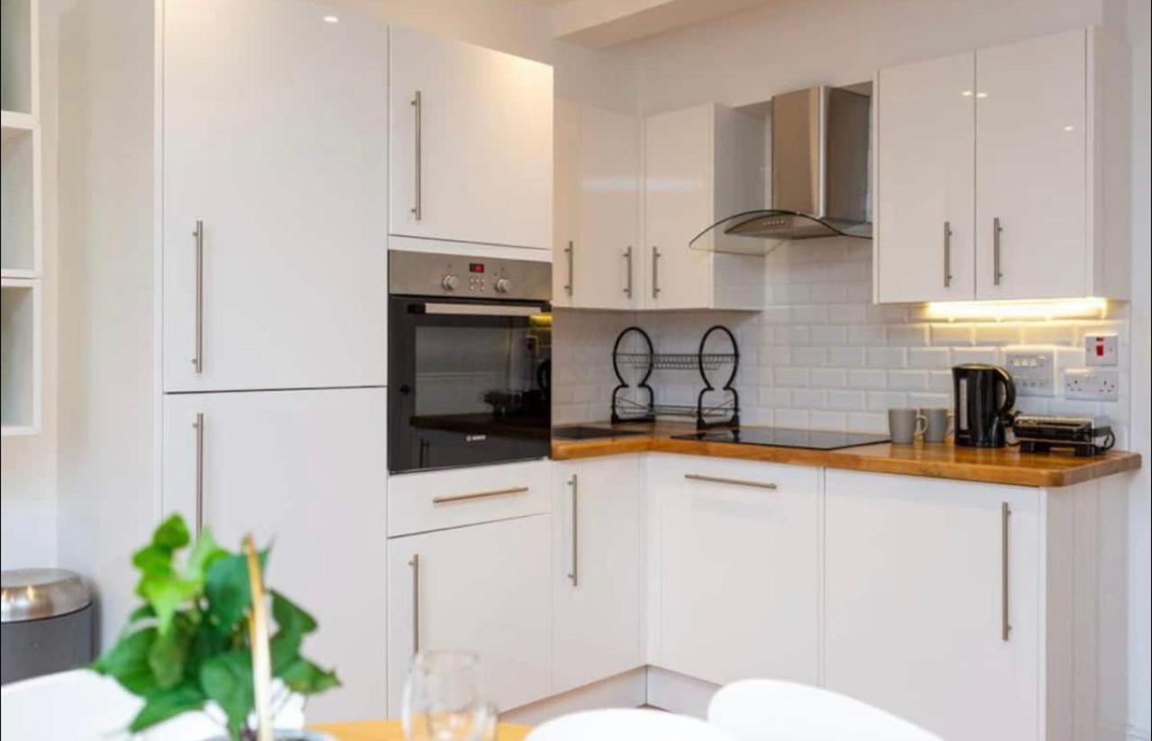 Beautiful 1Bd Apartment On The King'S Road Chelsea Londres Exterior foto